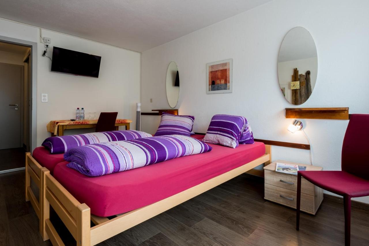 Hotel Du Pont Gampel-Bratsch Exteriör bild